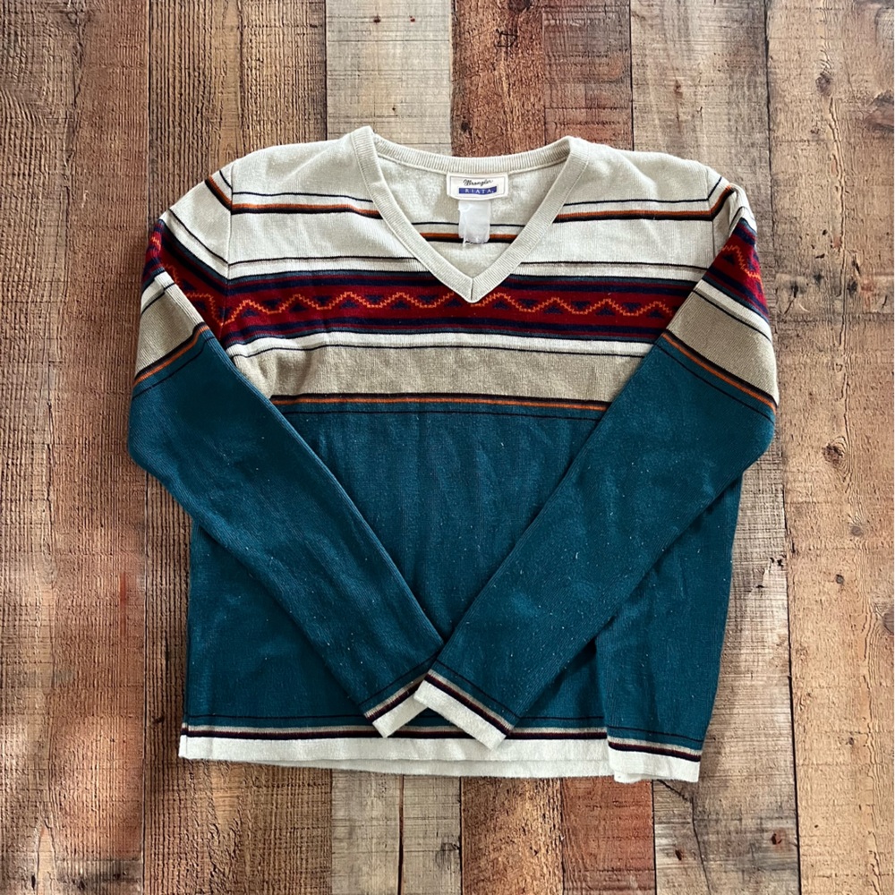 Wrangler V-Neck Sweater in Teal and Cream with Red Accents